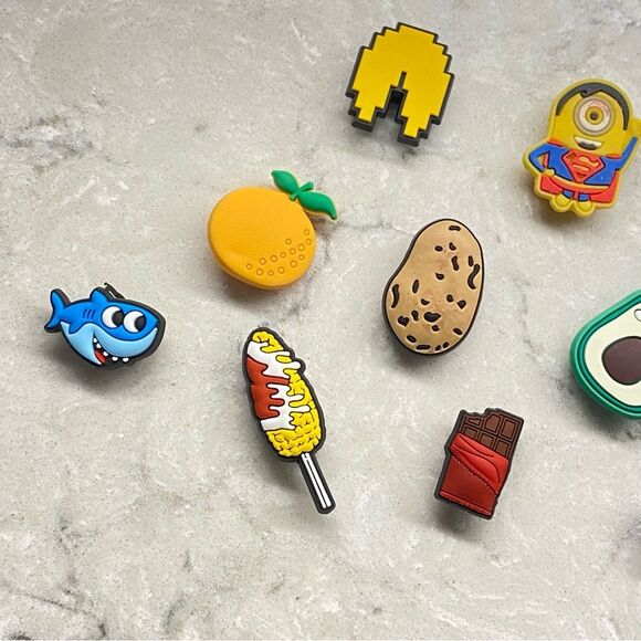 Croc Charms Food Minion Set of 9 - Picture 2 of 3